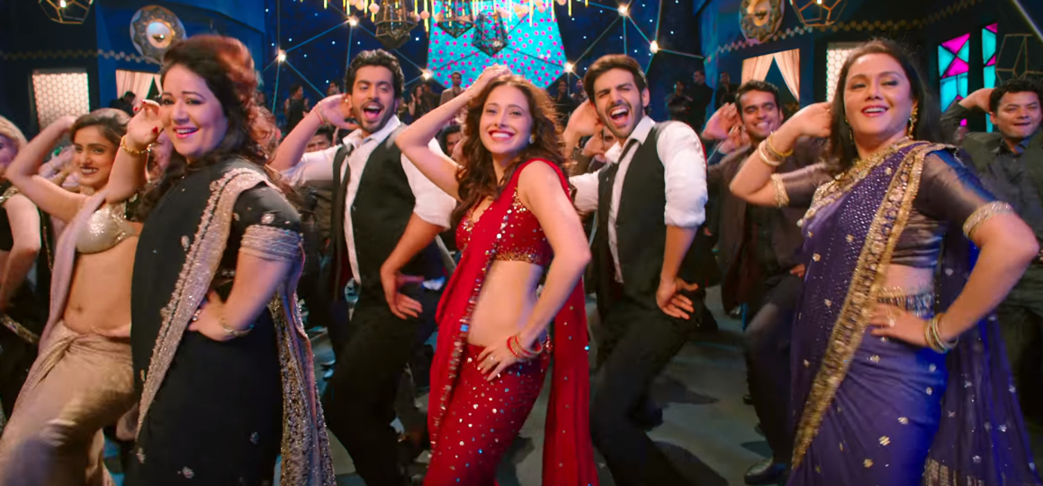 Nushrat Bharucha Sonu Ke Titu Ki Sweety Movie Song Stills Nushrat Bharucha Photos On Rediff