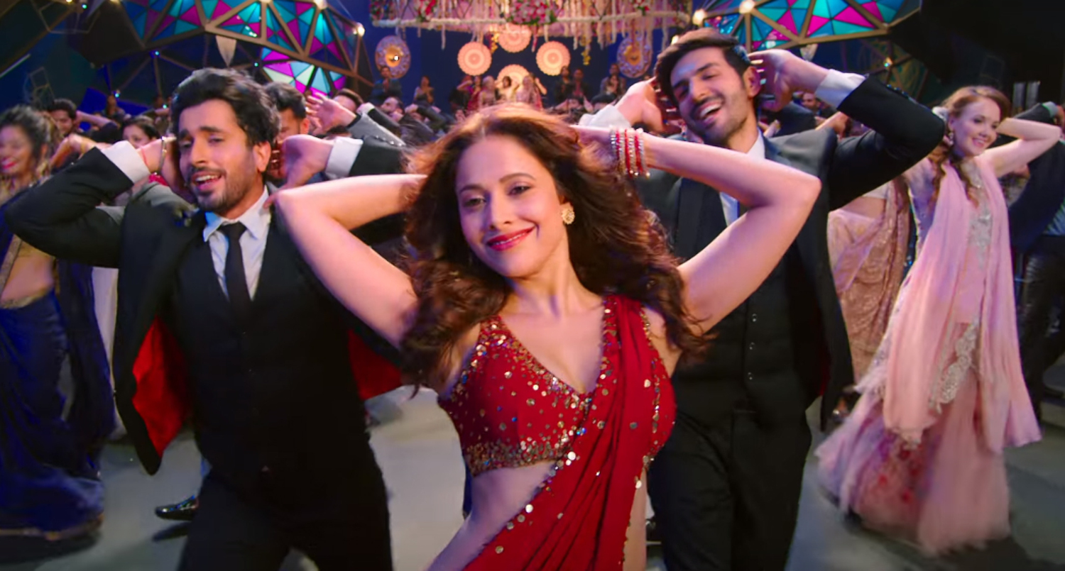 Nushrat Bharucha Sonu Ke Titu Ki Sweety Movie Song Stills Nushrat Bharucha Photos On Rediff