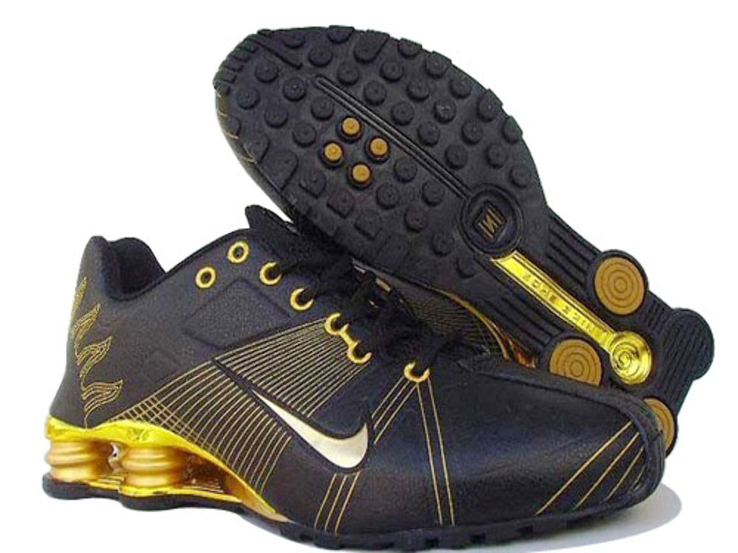 nike shox flywire