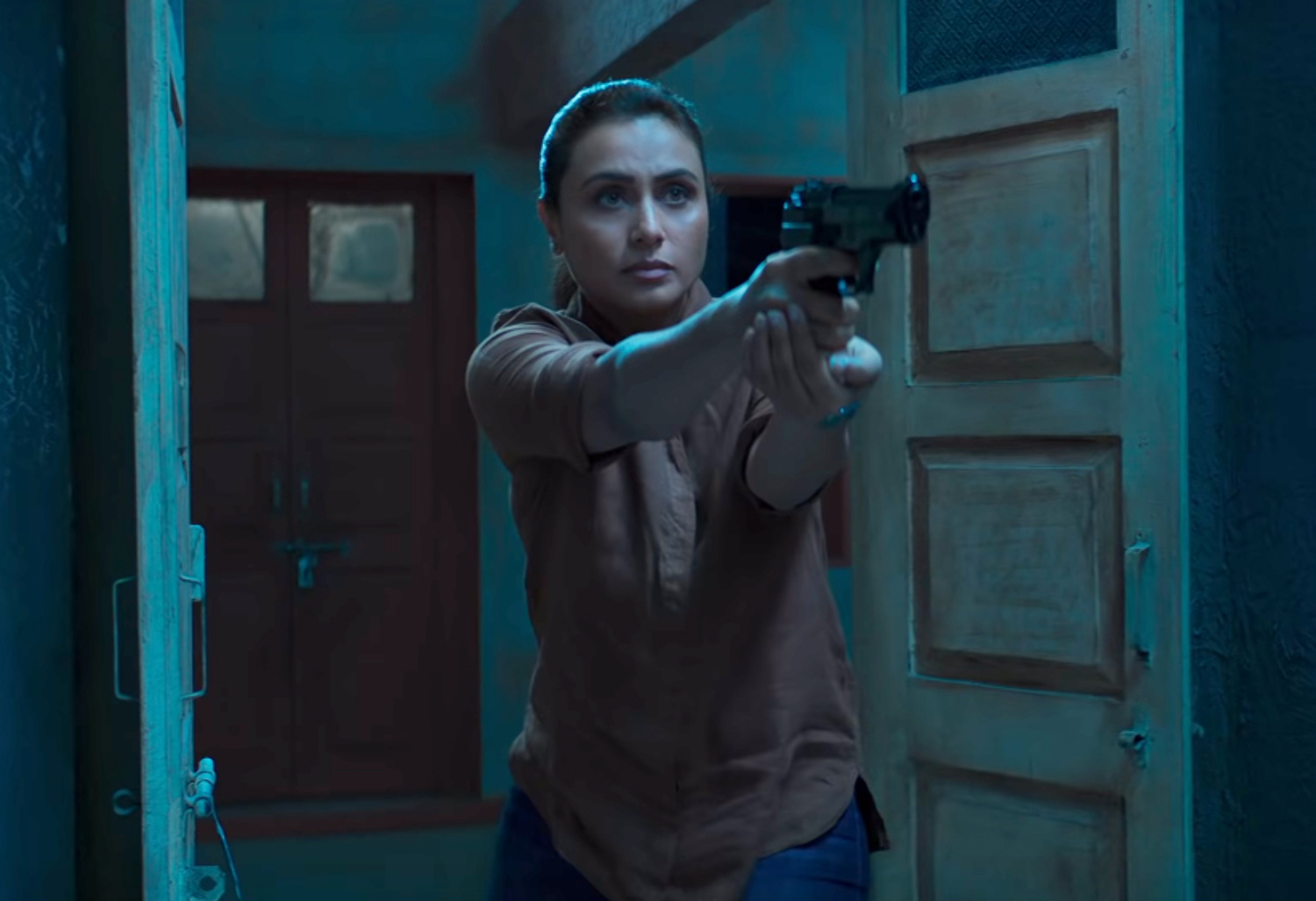 Rani Mukerji starrer Mardaani 2 movie photos 1 : mardaani 2 on Rediff Pages