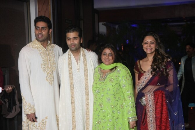 Abhishek Bachchan Karan Johar Putlu Gauri Khan At Wedding Sangeet Abhishek Bachchan Karan Johar Putlu Gauri Khan At Wedding Sangeet Ceremony Of Ritesh Deshmukh Genelia Hotel Taj Lands End In Mumbai