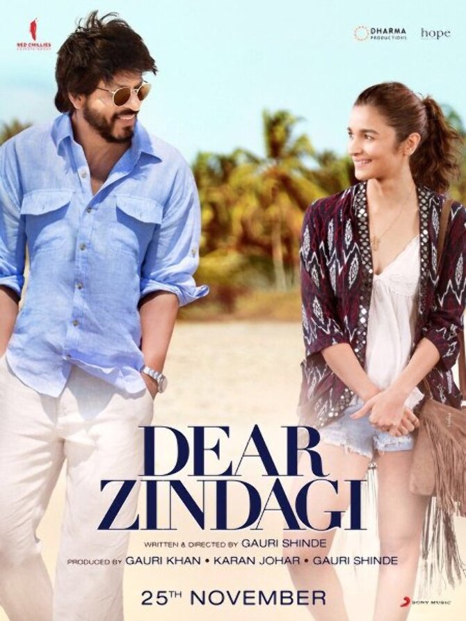 Alia Bhatt Shah Rukh Khan Dear Zindagi Latest Movie Poster Dear Zindagi On Rediff Pages