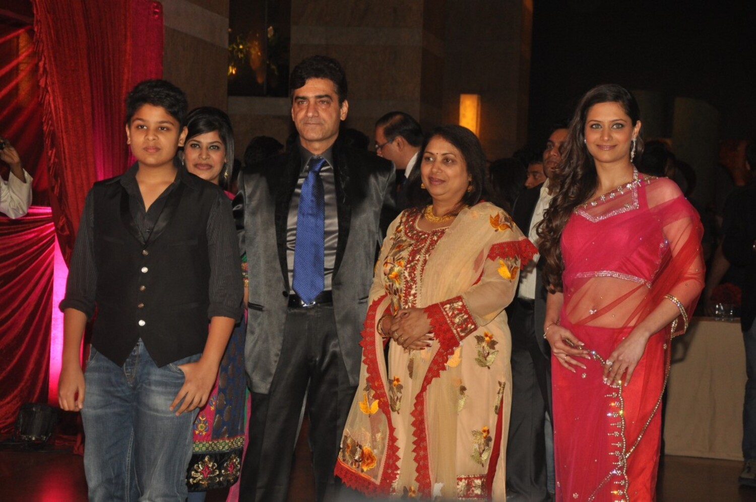 Filmmaker Indra Kumar with his family at Ritesh Deshmukh Genelia ...