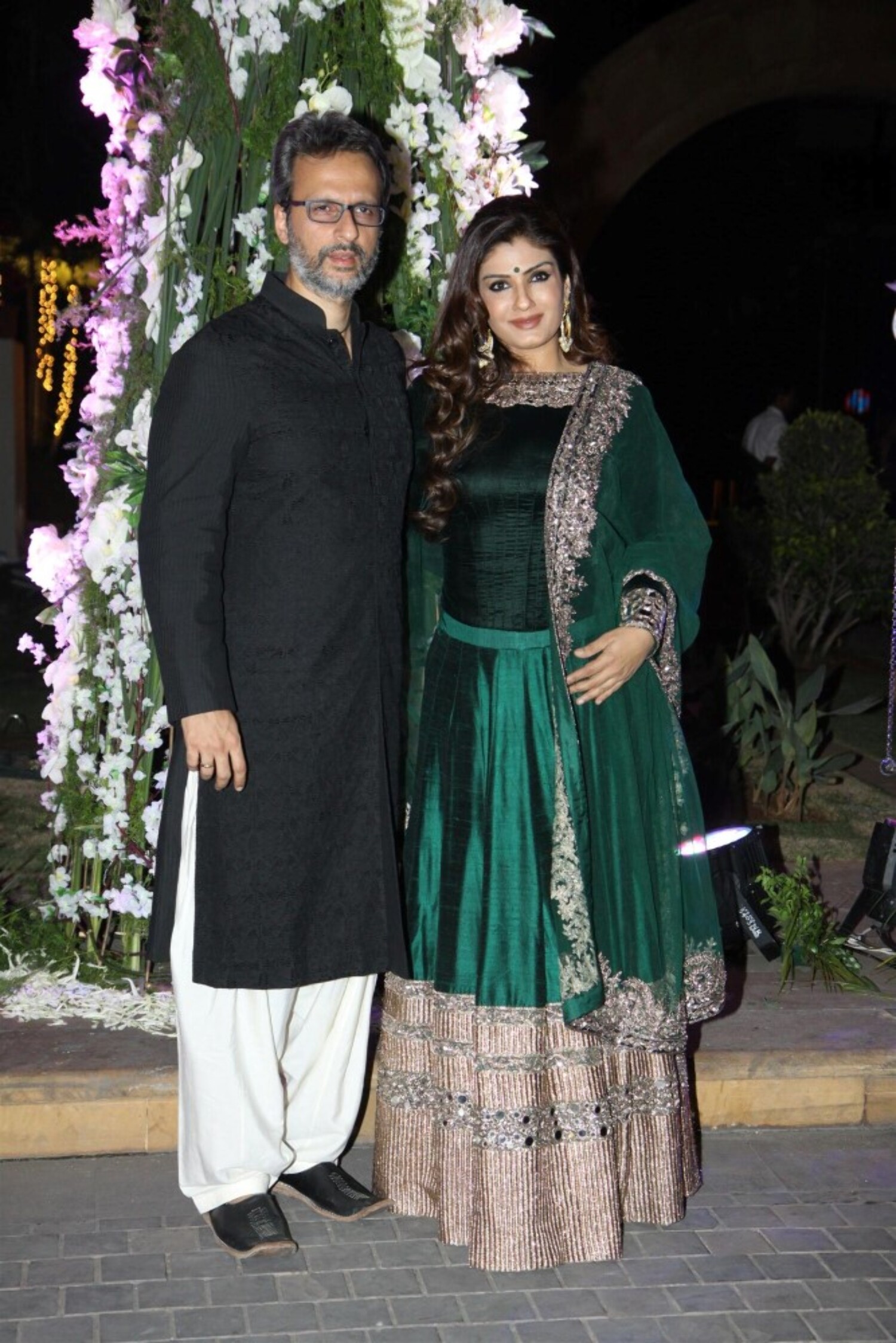 Raveena Tandon with husband Anil Thadani at wedding sangeet ceremony of ...