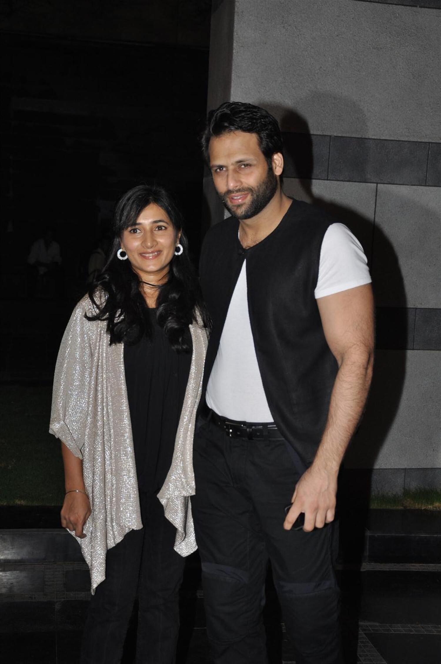 Bikram Saluja with wife Shauna at designer duo Abu Jani and Sandeep ...