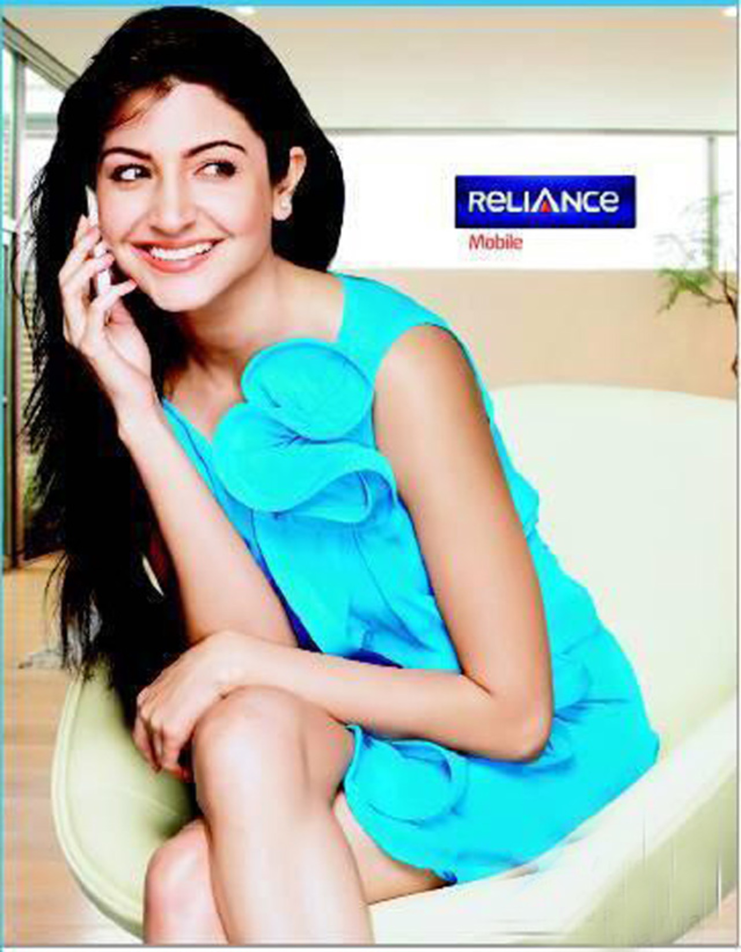 Anushka Sharma Reliance Mera Network Ad Pic : anushka sharma photos ...